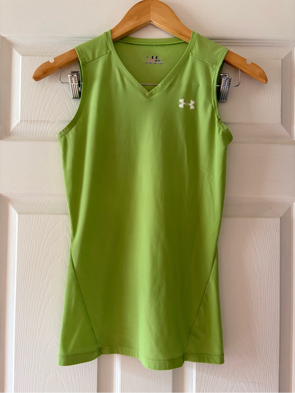 Under Armour Women’s Bright Lime Green Sleeveless Performance Tank